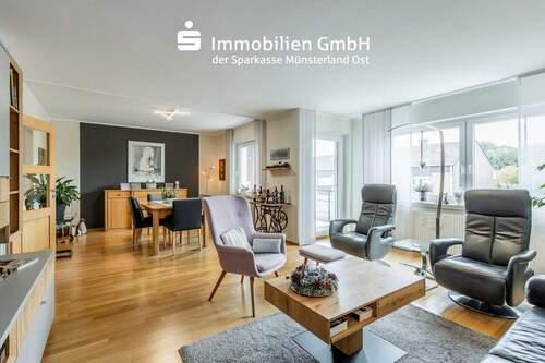 Wohn- und Essbereich - Viel Platz auf zwei Etagen! - 269.000,00 EUR Kaufpreis, ca.  127,00 m² Wohnfläche