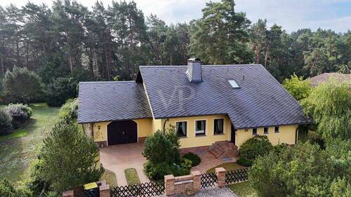 Luftbild - 5 Zimmer Einfamilienhaus zum Kaufen in Britz / Kolonie Britz