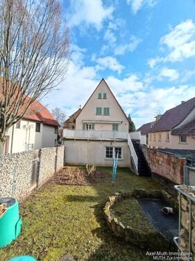 Ansicht vom Garten - Mehrfamilienhaus, Wohnhaus mit 200,00 m&sup2; in Sulzfeld zum Kaufen