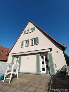 ganztags sonniger Balkon - 