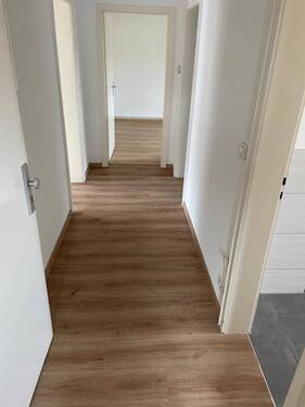 Flur.jpg - 3 Zimmer Etagenwohnung zur Miete in Singen (Hohentwiel)