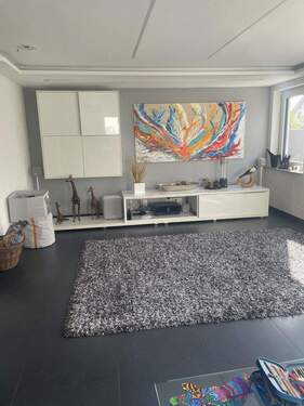 Wohnzimmer - Einfamilienhaus mit 140,00 m² in Achstetten zum Kaufen
