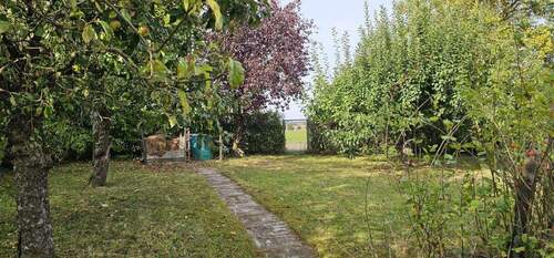 Zugang zum Freiland - 7 Zimmer Einfamilienhaus zum Kaufen in Crailsheim