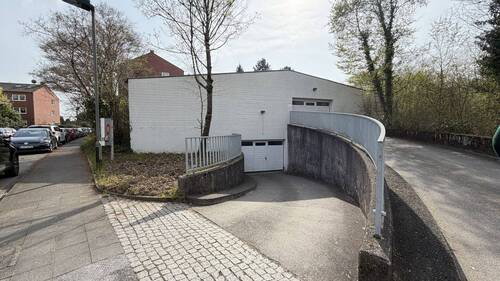 Garageneinfahrt - 