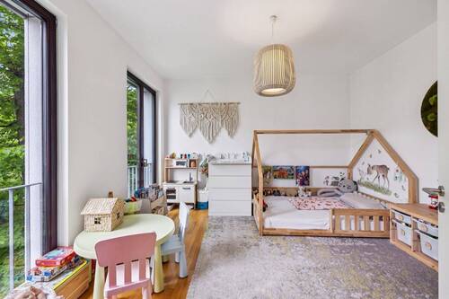 Zimmer 2 - 