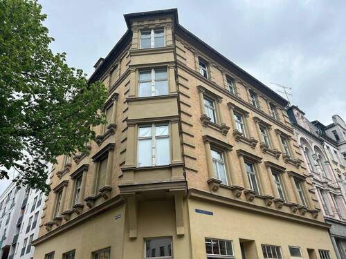 Objektansicht - 2-Zimmer Dachgeschosswohnung in bester Innenstadtlage!