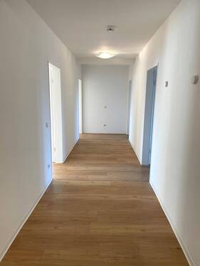 Flur - 3 Zimmer Büro in Schwarzenbek