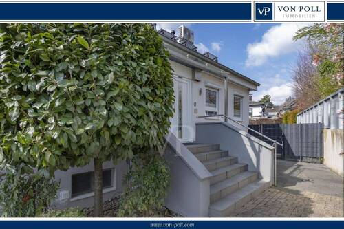 Zugang zum Haus - Einziehen und sich Wohlfühlen - Geschmackvoll modernisiertes EFH in bevorzugter Lage in Geisenheim