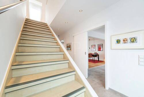 Treppe ins Dachgeschoss - 