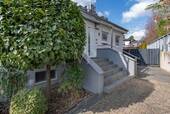 Eingangsbereich - 6 Zimmer Einfamilienhaus zum Kaufen in Geisenheim / Johannisberg