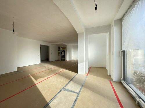 Wohnen / Essen - 4 Zimmer Etagenwohnung zur Miete in Lauf