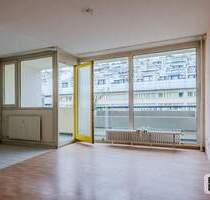 Bezugsfreie 1-Zimmer-Wohnung mit West-Loggia und Grünblick in Schmargendorf zum Selbstgestalten - Berlin Wilmersdorf