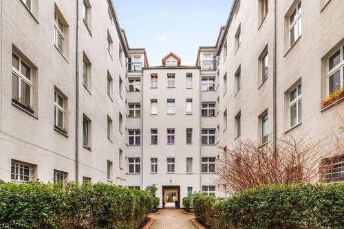 Hinterhaus - 