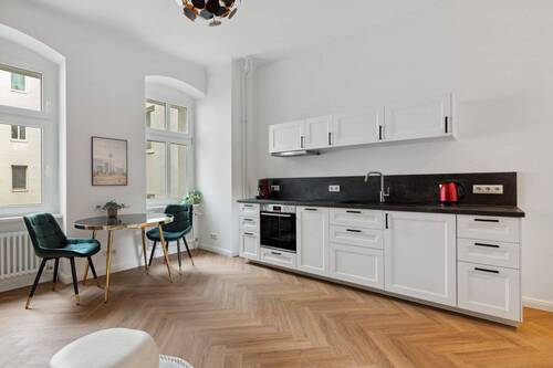 Küche - 2 Zimmer Etagenwohnung zum Kaufen in Berlin