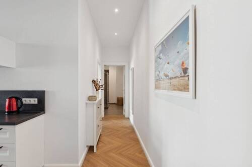 Flur - Etagenwohnung mit 47,30 m&sup2; in Berlin zum Kaufen