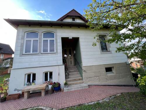 Hausansicht - Mehrfamilienhaus, Wohnhaus mit 123,00 m² in Coburg zum Kaufen