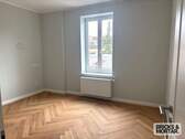 Bild 2 - 3 Zimmer Etagenwohnung zum Kaufen in Augsburg