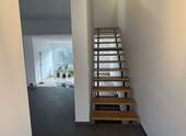 Treppe ins Obergeschoss - 