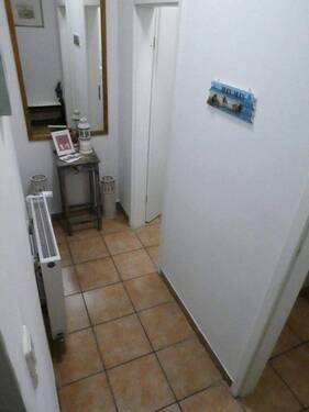 Gewerbeeinheit 1, Vorraum WC´s - 
