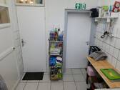 Zugang Küche und Treppenhaus zu Wohnräumen - 