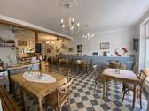 Gewerbeeinheit 1 (bisher Café) - 