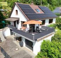Modernisiertes Familienhaus mit großer Sonnenterrasse und grünem Gartenparadies - Wertheim Stadt (kein OT) Waldenhausen