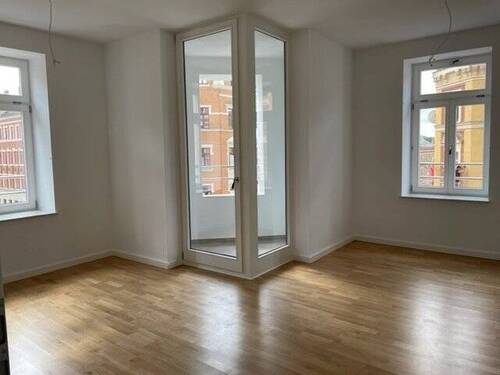 Wohnzimmer - 3 Zimmer Etagenwohnung zur Miete in Chemnitz