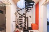 Treppe ins UG - 