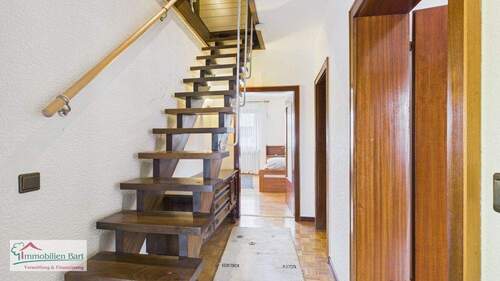 OG - Raumspartreppe zum Dachgeschoss - 