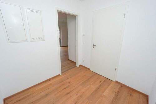Flur - Etagenwohnung mit 56,10 m&sup2; in Nürnberg zur Miete