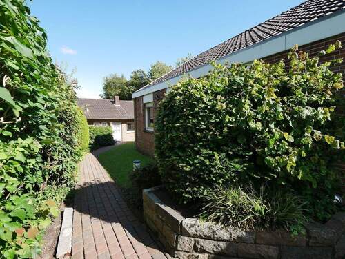 Zuwegung zum Gästehaus.JPG - 