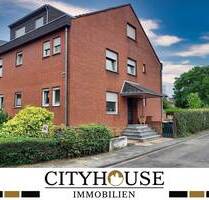CITYHOUSE: Mehrfamilienhaus solide vermietet mit großem Garten, Keller, Stellplatz und Garage - Köln / Heimersdorf