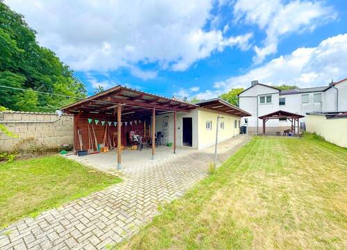 ...die Partylounge im Anschluss - 4 Zimmer Doppelhaushälfte in Kalbe (Milde)