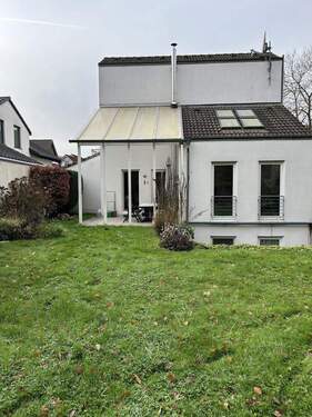 Bild 2 - 5 Zimmer Mehrfamilienhaus, Wohnhaus zum Kaufen in Langenfeld