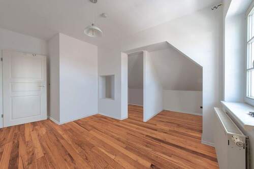 Dachgeschoß / Wohnung 3 - 