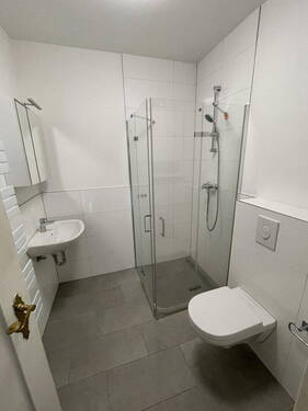 Bad - Mehrfamilienhaus, Wohnhaus mit 482,00 m&sup2; in Gummersbach zum Kaufen