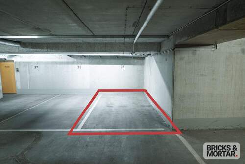 Tiefgaragenplatz - 