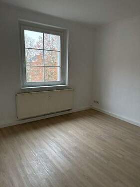 02 Wohnen.jpg - 5 Zimmer Etagenwohnung zur Miete in Strehla