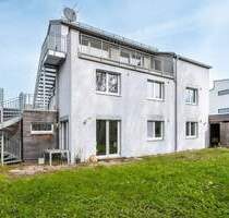 AIGNER - Architektenhaus mit ca. 250m² Wohn-Nutzfläche und vielseitigem Nutzungskonzept - Anzing