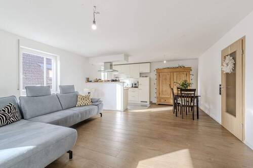 Wohnen/Kochen/Essen - 4 Zimmer Etagenwohnung zum Kaufen in Bietigheim-Bissingen