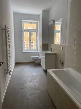 modernes Tageslichtbad - 