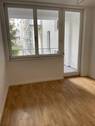 Schlafzimmer mit Balkonzugang - 