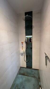 1. OG Dusche - 