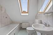 Badezimmer Dachgeschoss - 