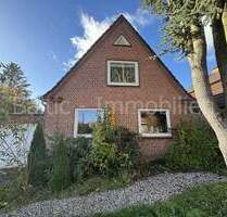 Grundstück mit Altbestand! Kaufpreis unter Grundstückswert! - Neustadt in Holstein