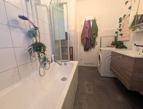 Wohlfühlbad mit eleganten Details - 