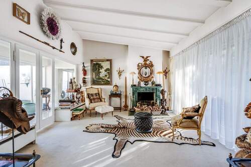 Kaminzimmer - 1 Zimmer Einfamilienhaus in Grünwald