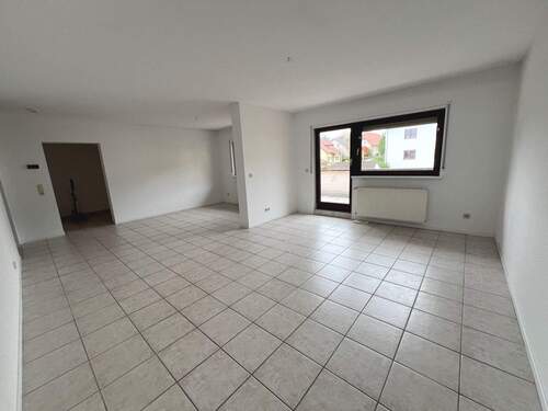 Wohn -/Esszimmer - 3 Zimmer Etagenwohnung in Völklingen