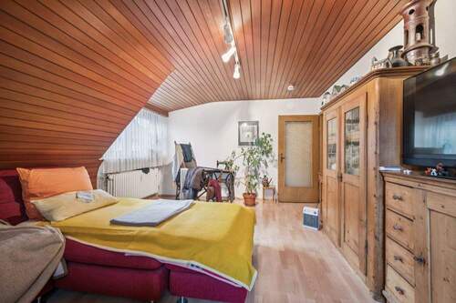 Wohnzimmer Obergeschoss - 9 Zimmer Mehrfamilienhaus, Wohnhaus in Stuttgart / Mühlhausen