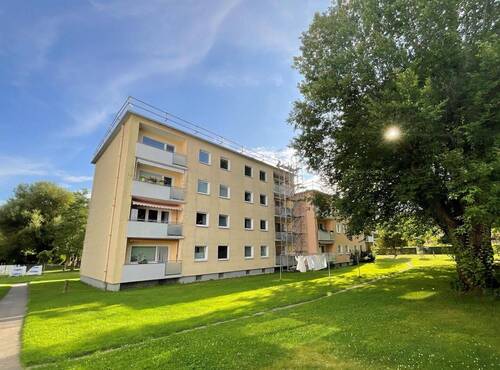 Ansicht Balkonseite - Alles neu und einzugsbereit - 168.500,00 EUR Kaufpreis, ca.  82,50 m² Wohnfläche